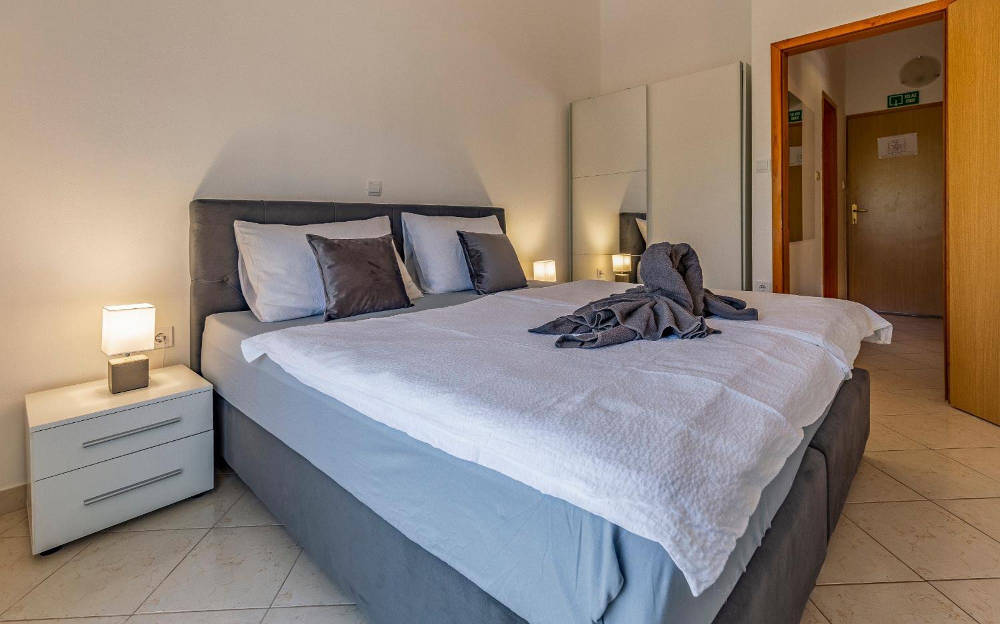 Apartments Rok Pula Luaran gambar