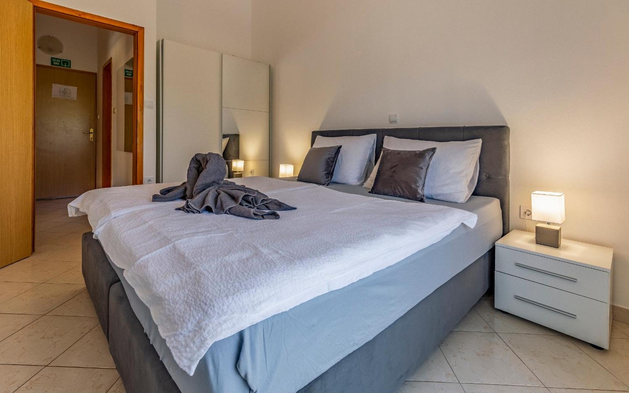 Apartments Rok Pula Luaran gambar